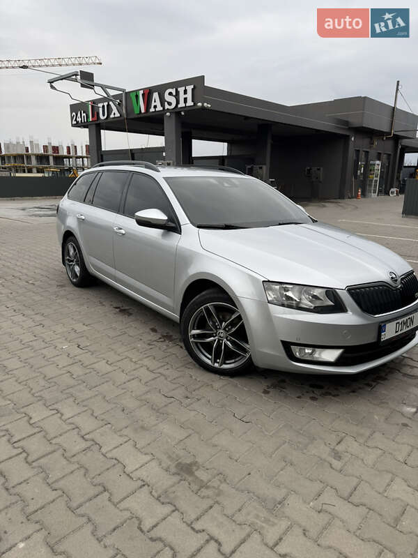 Универсал Skoda Octavia 2015 в Львове