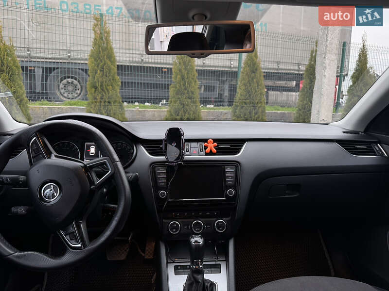 Универсал Skoda Octavia 2015 в Львове