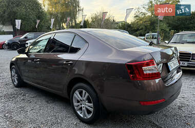Лифтбек Skoda Octavia 2013 в 
