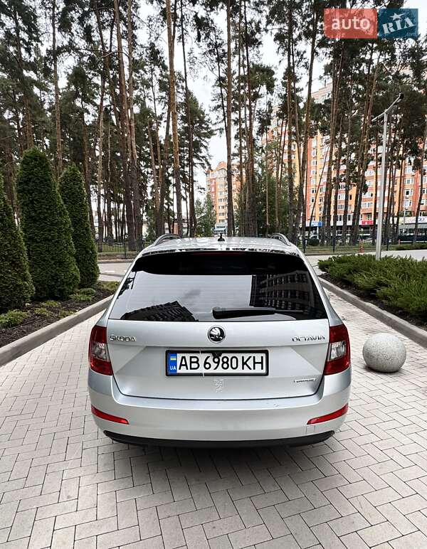 Универсал Skoda Octavia 2015 в Киеве