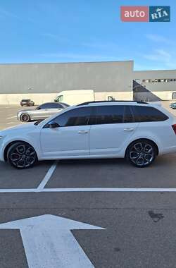 Универсал Skoda Octavia 2016 в 