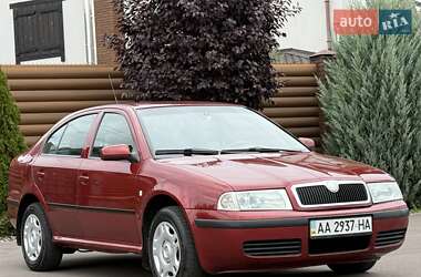 Лифтбек Skoda Octavia 2008 в 