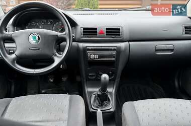 Лифтбек Skoda Octavia 2008 в 