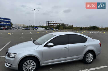 Лифтбек Skoda Octavia 2015 в Киеве