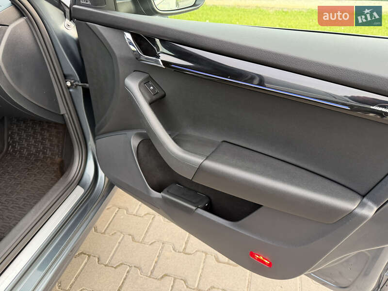 Универсал Skoda Octavia 2019 в Луцке