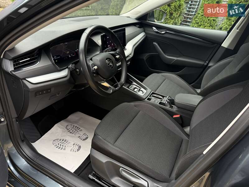 Универсал Skoda Octavia 2021 в Радивилове