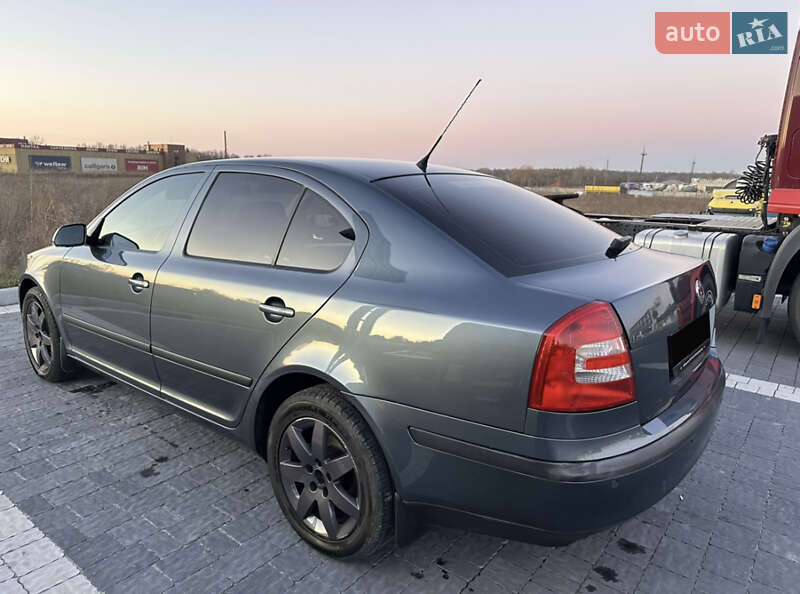 Лифтбек Skoda Octavia 2006 в Южноукраинске