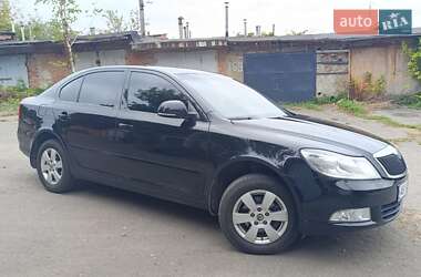 Лифтбек Skoda Octavia 2012 в 