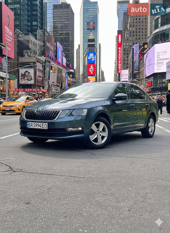 Лифтбек Skoda Octavia 2017 в Кропивницком фото 2 Лифтбек Skoda Octavia 2017 в Кропивницком