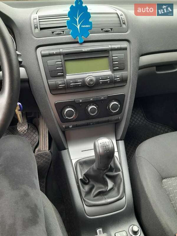 Лифтбек Skoda Octavia 2011 в Бродах фото 7 Лифтбек Skoda Octavia 2011 в Бродах