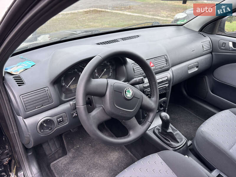 Универсал Skoda Octavia 2009 в Миргороде