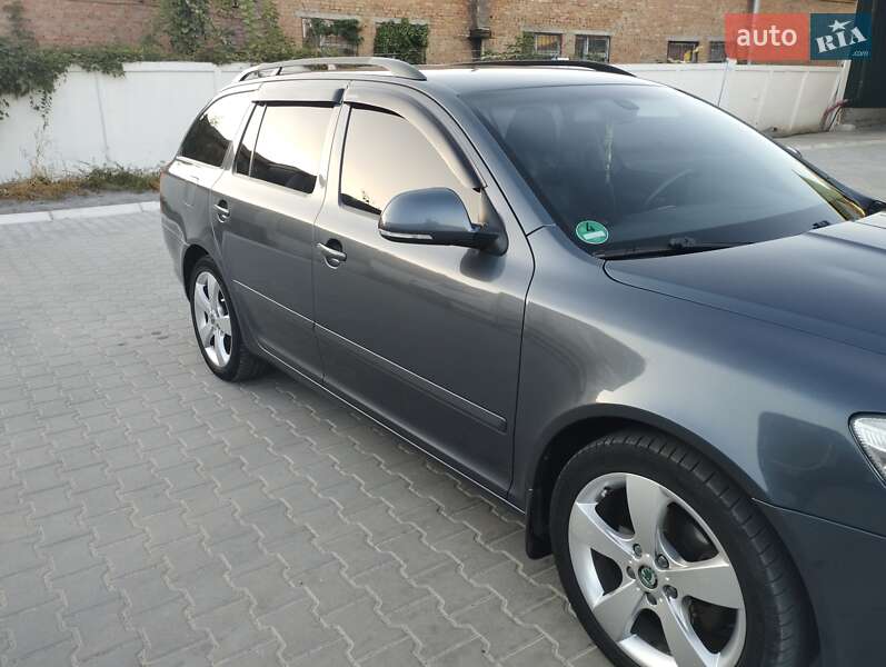 Универсал Skoda Octavia 2009 в Виннице