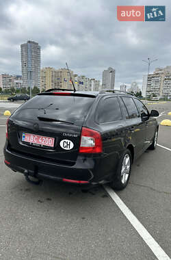 Универсал Skoda Octavia 2010 в 