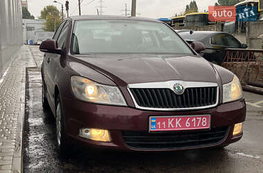 Лифтбек Skoda Octavia 2012 в 