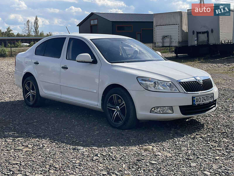 Универсал Skoda Octavia 2011 в Хусте