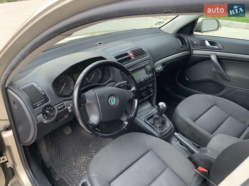 Универсал Skoda Octavia 2006 в Луцке