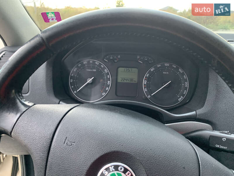 Универсал Skoda Octavia 2006 в Луцке
