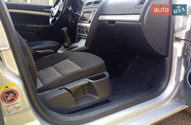 Лифтбек Skoda Octavia 2010 в 