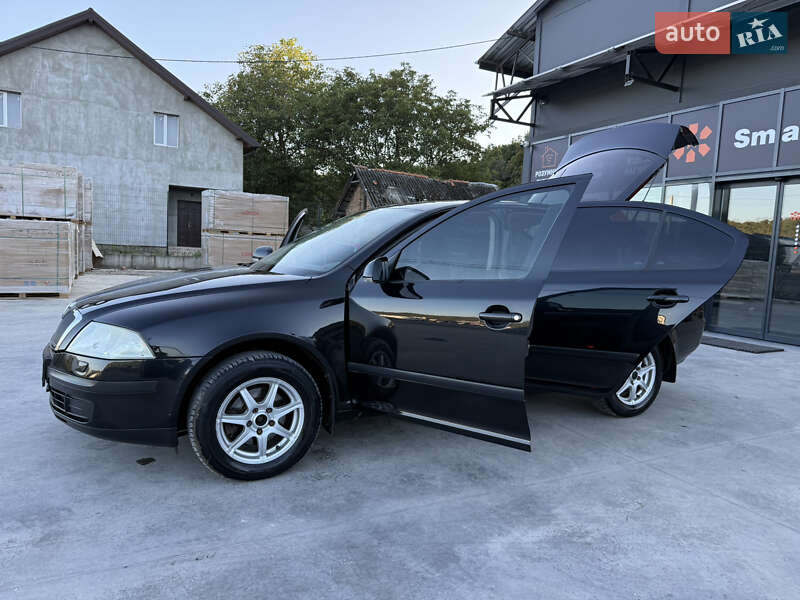 Лифтбек Skoda Octavia 2008 в Теребовле