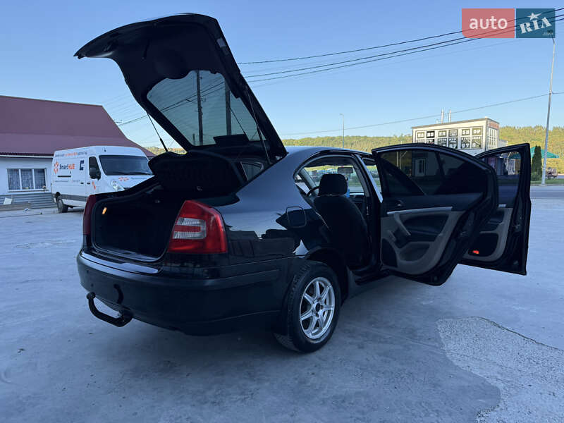 Лифтбек Skoda Octavia 2008 в Теребовле