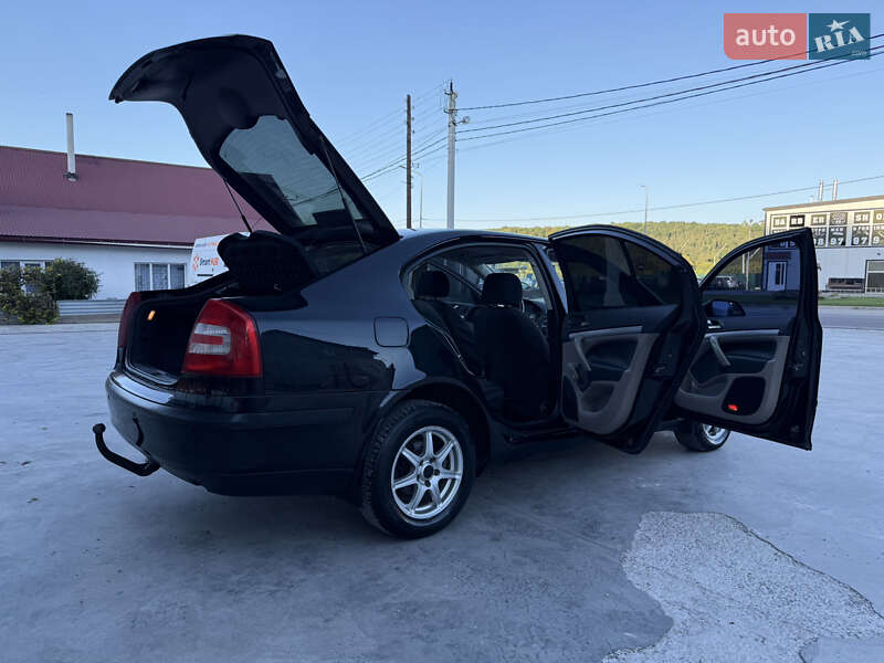 Лифтбек Skoda Octavia 2008 в Теребовле