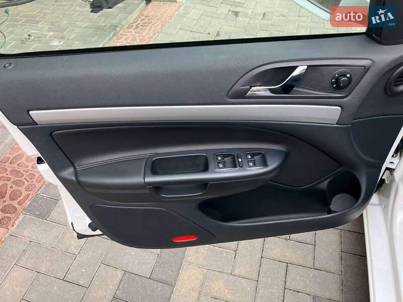Универсал Skoda Octavia 2012 в Богуславе