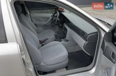 Лифтбек Skoda Octavia 2001 в 
