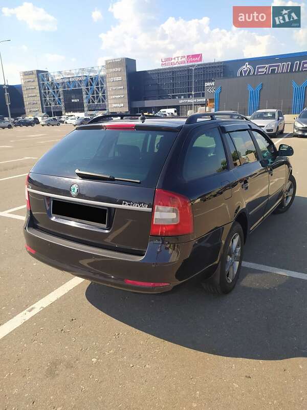 Универсал Skoda Octavia 2011 в Одессе