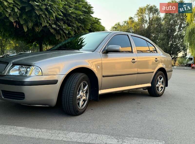 Лифтбек Skoda Octavia 2007 в Днепре