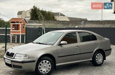 Лифтбек Skoda Octavia 2008 в 