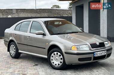 Лифтбек Skoda Octavia 2008 в 