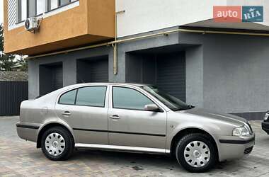 Лифтбек Skoda Octavia 2008 в 