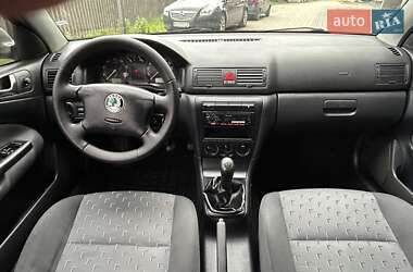 Лифтбек Skoda Octavia 2008 в 
