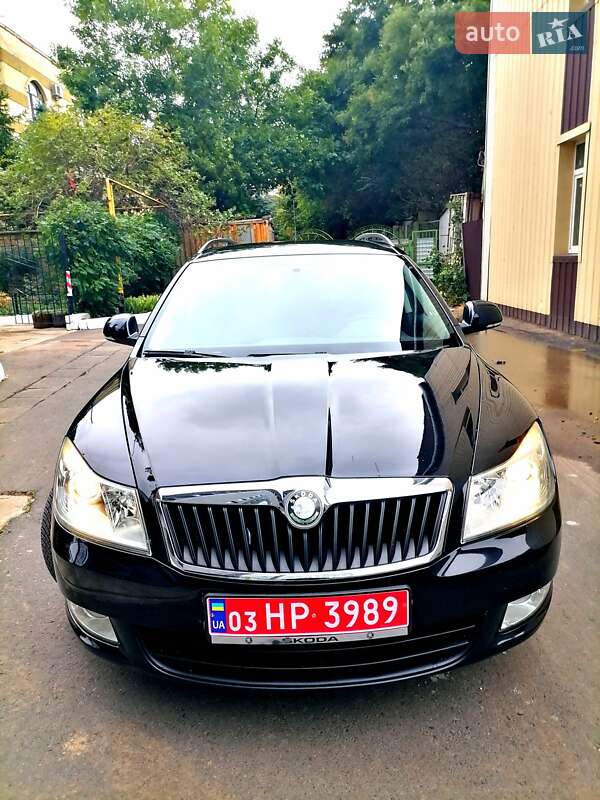 Универсал Skoda Octavia 2009 в 