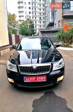 Универсал Skoda Octavia 2009 в 