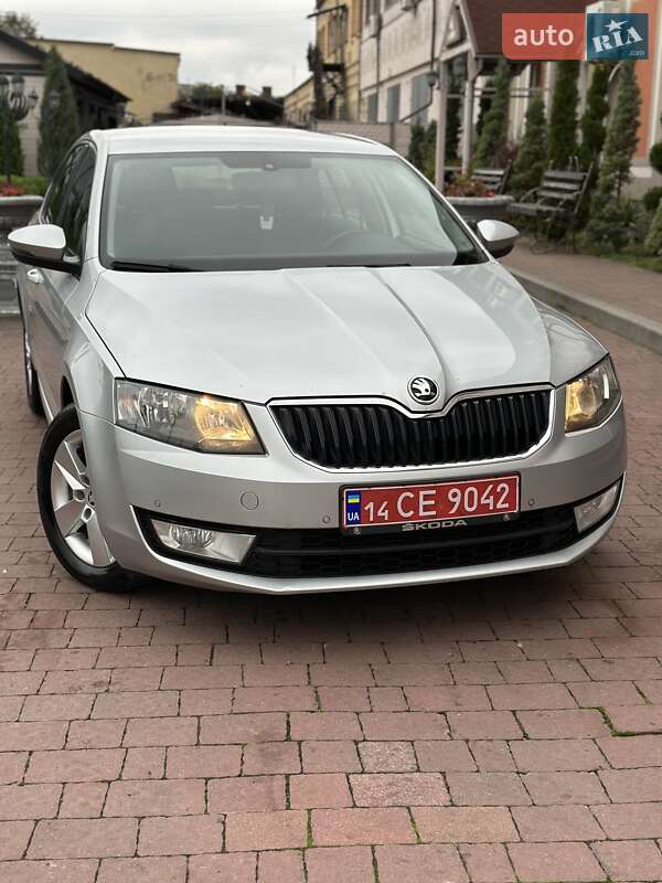 Лифтбек Skoda Octavia 2017 в Стрые