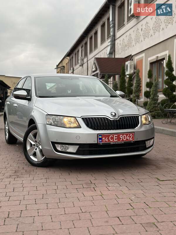 Лифтбек Skoda Octavia 2017 в Стрые
