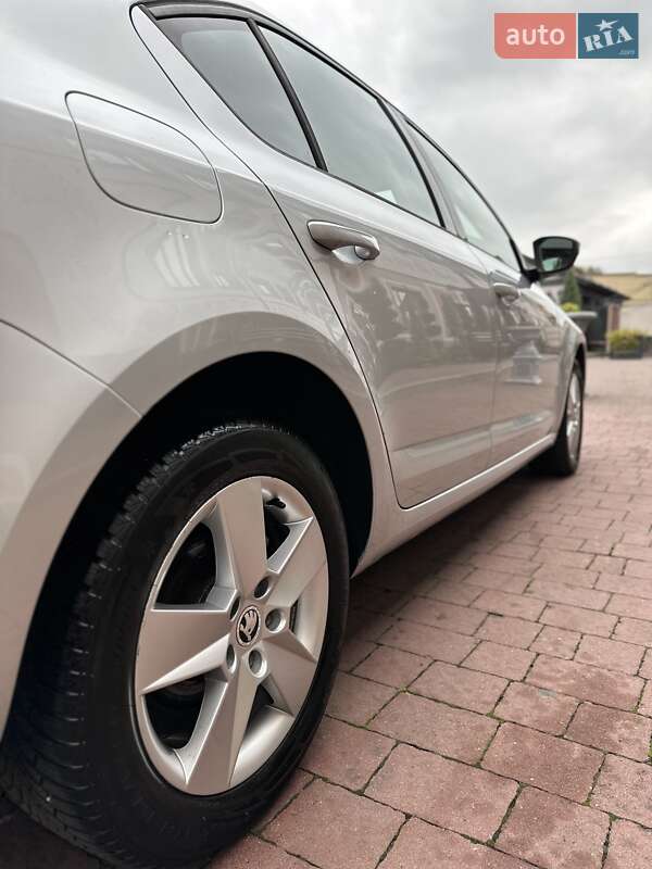 Лифтбек Skoda Octavia 2017 в Стрые