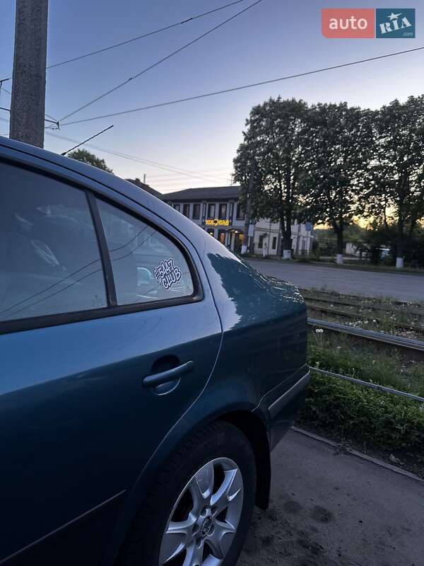 Лифтбек Skoda Octavia 2002 в Конотопе