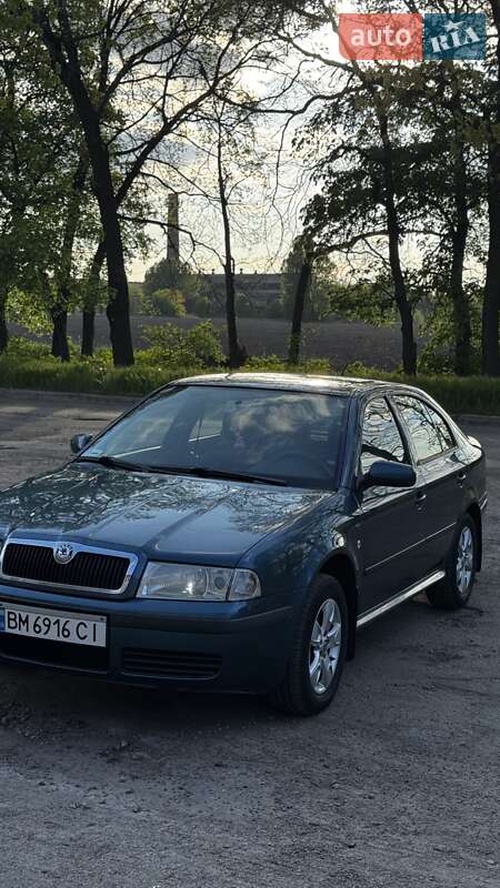 Лифтбек Skoda Octavia 2002 в Конотопе