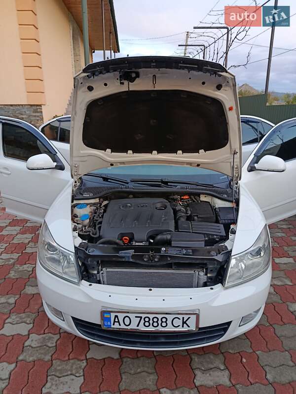 Универсал Skoda Octavia 2012 в Иршаве