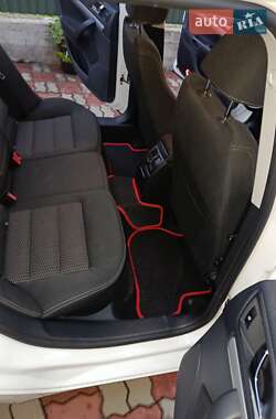 Универсал Skoda Octavia 2012 в 