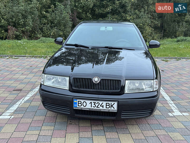 Лифтбек Skoda Octavia 2009 в Тернополе