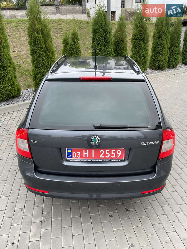 Універсал Skoda Octavia 2012 в Рівному