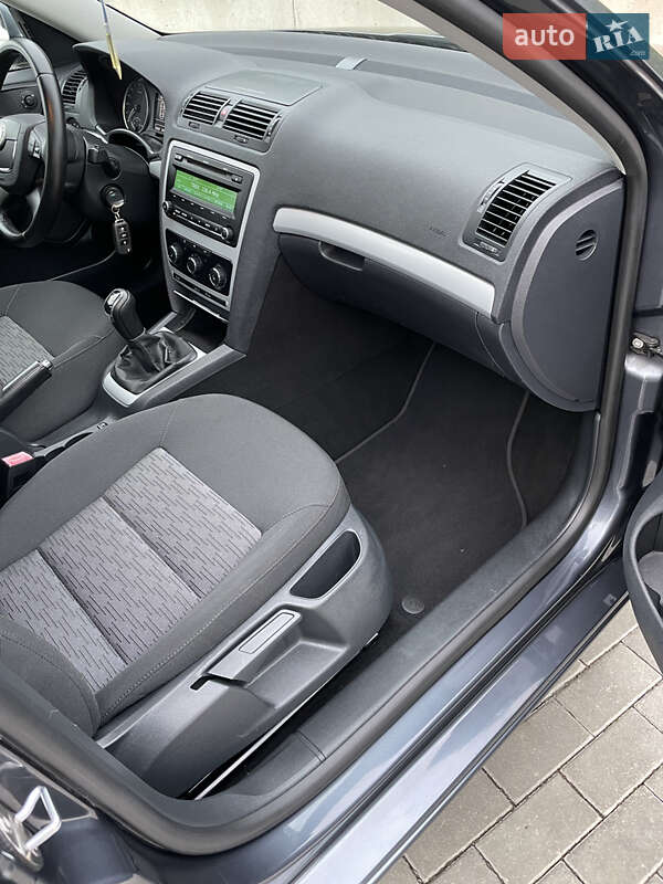 Універсал Skoda Octavia 2012 в Рівному