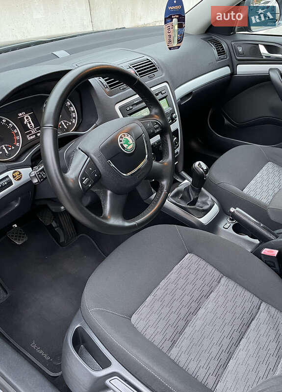 Універсал Skoda Octavia 2012 в Рівному