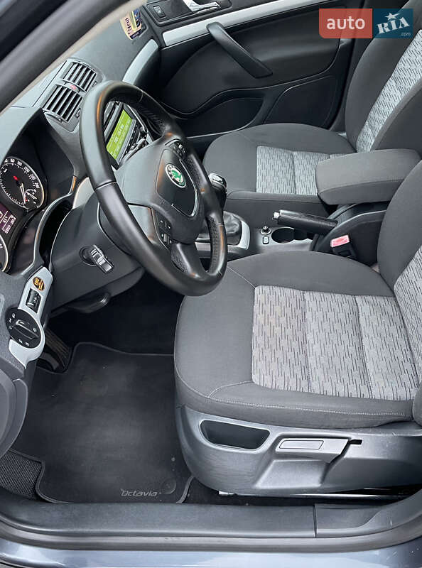 Універсал Skoda Octavia 2012 в Рівному