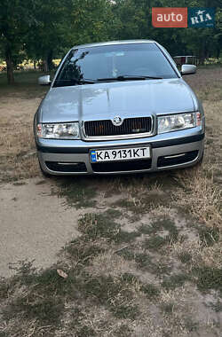 Лифтбек Skoda Octavia 2001 в 