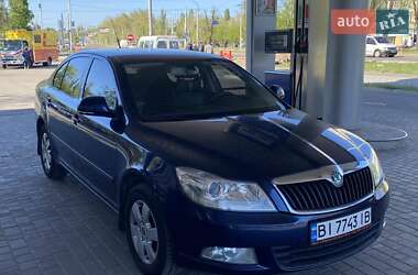 Лифтбек Skoda Octavia 2010 в 