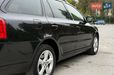 Универсал Skoda Octavia 2011 в 